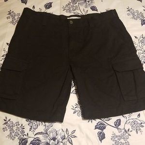 Amazon Essentials Black Cotton 9" Inseam Cargo Shorts NWT Mens Sz. 38